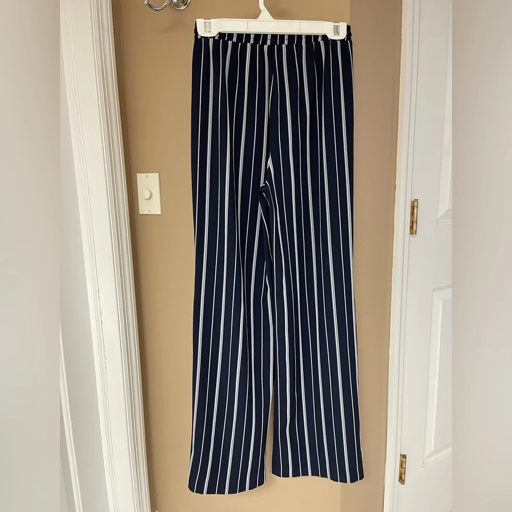 Forever 21 slit leg palazzo pants - Picture 2 of 4